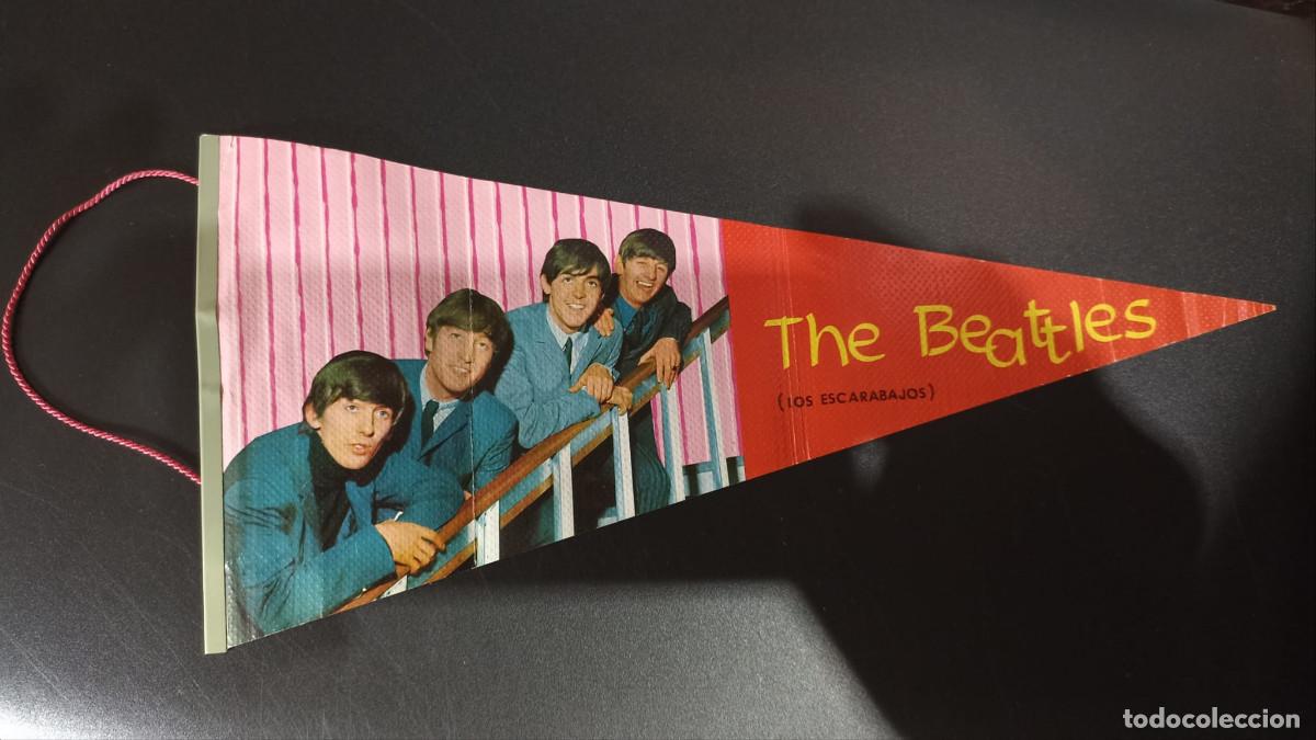 Sammlung von Wimpeln: Banderin Beatles ( MUY DIFICIL DE ENCONTRAR EN BUEN ESTADO ) 1964 Ed Mandolina