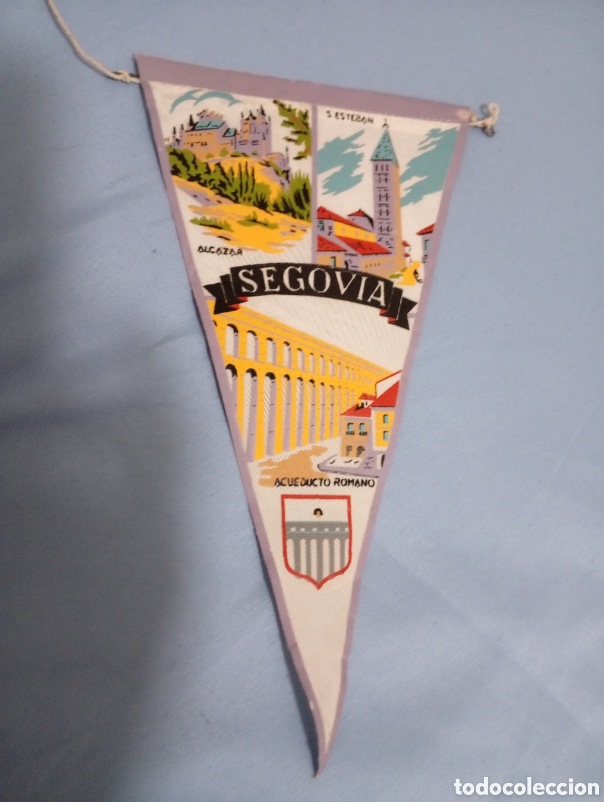 Bandierine di collezione: BANDER&Iacute;N CIUDAD DE SEGOVIA