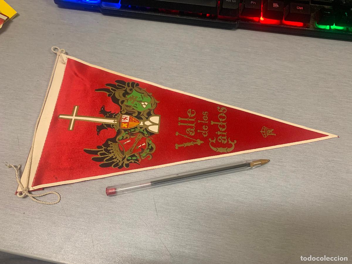 Collection pennants: BANDER&Iacute;N DE TELA VALLE DE LOS CA&Iacute;DOS