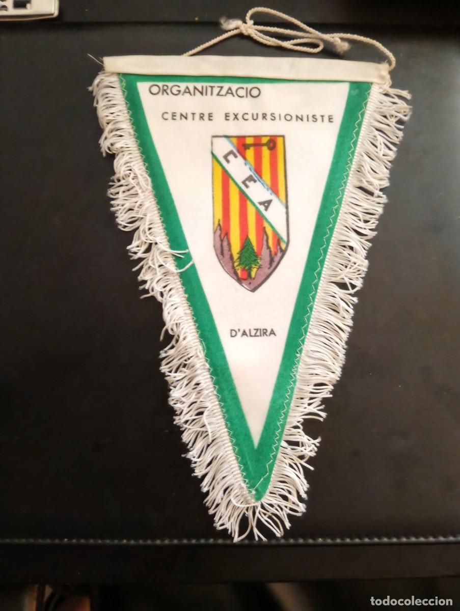 Sammlung von Wimpeln: BANDERIN DE TELA CON FLECOS - CENTRE EXCURSIONISTE D&acute;ALZIRA - 1962 - IV ACAMPADA REGNE VALL CASELLA