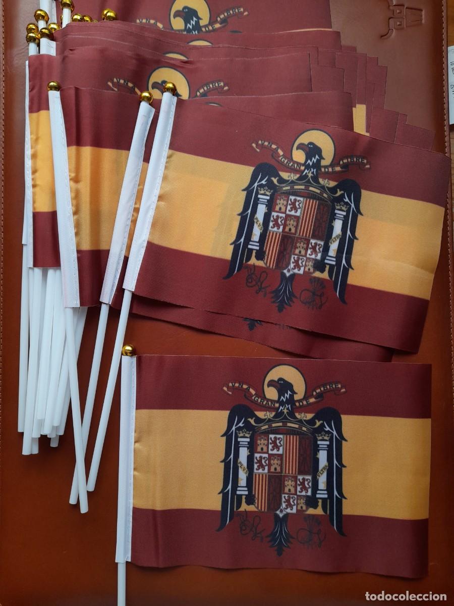 Banderines de colecci&oacute;n: Lote 20 banderas de mano franquista. Bandera de mano Espa&ntilde;a Aguila. Bandera peque&ntilde;a Espa&ntilde;a