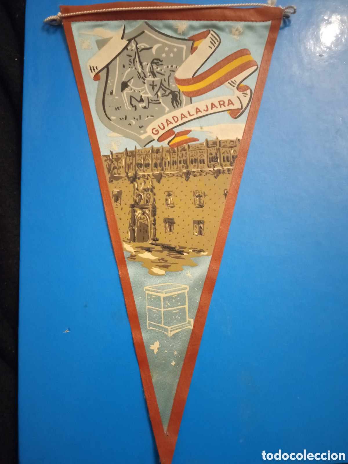 Banderines de colecci&oacute;n: Antiguo banderin, Guadalajara, 26,5 cm de altura