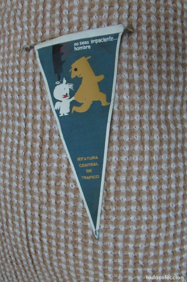 Banderines de colecci&oacute;n: BANDERIN JEFATURA CENTRAL DE TRAFICO - NO SEAS IMPACIENTE HOMBRE