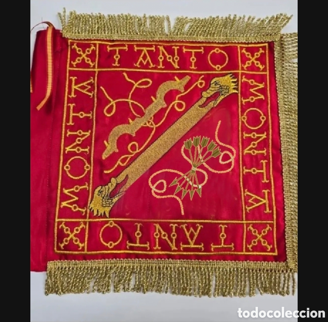 Bandierine di collezione: Banderin bordado Reyes Cat&oacute;licos, yugo y flechas