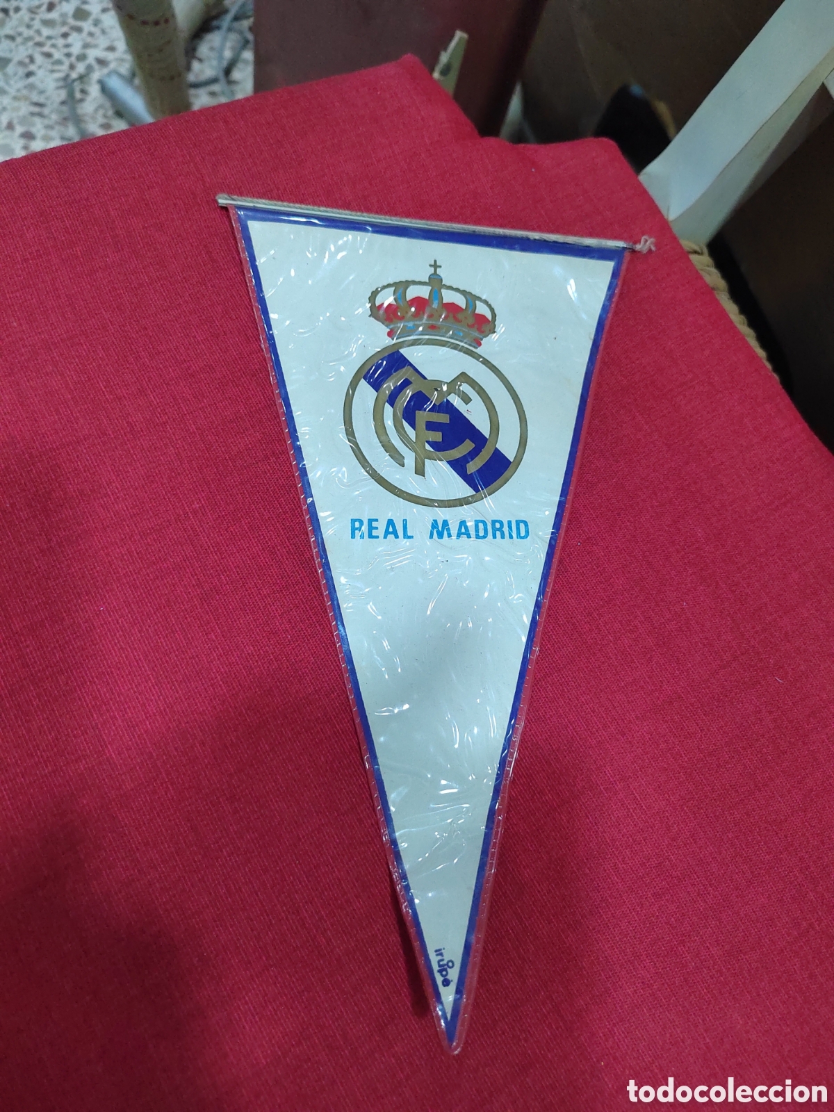 Banderines de colecci&oacute;n: Antiguo bander&iacute;n real Madrid