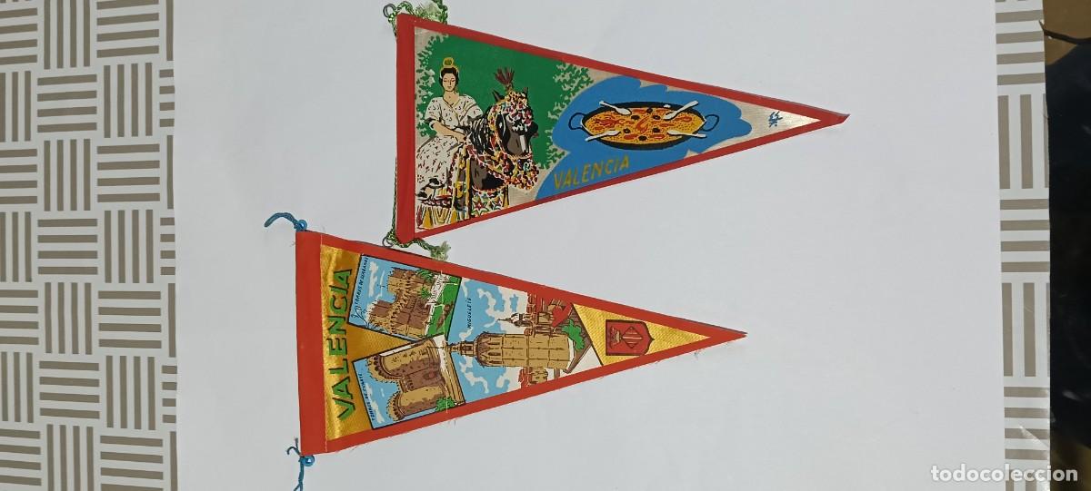Banderines de colecci&oacute;n: Lote 2 Banderines Tur&iacute;sticos Valencia Miguelete Torres Serranos Cuarte Fallera Vintage