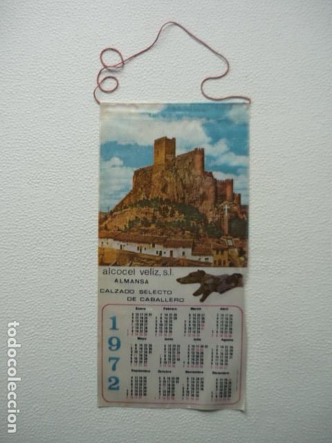 Banderines de colecci&oacute;n: ALMANSA ALBACETE ALCOCEL VELIZ S. L. CALZADO SELECTO 1972 CALENDARIO ANTIGUO BANDERIN