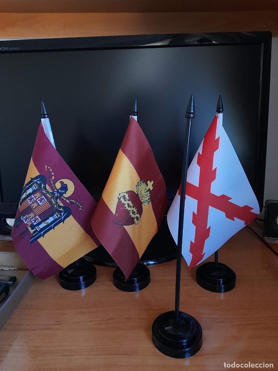 Banderines de colecci&oacute;n: Lote 3 bandera de sobremesa
