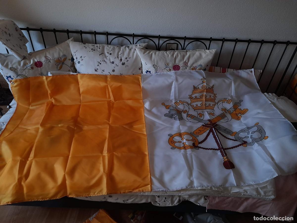 Banderines de colecci&oacute;n: Bandera Vaticano gran tama&ntilde;o