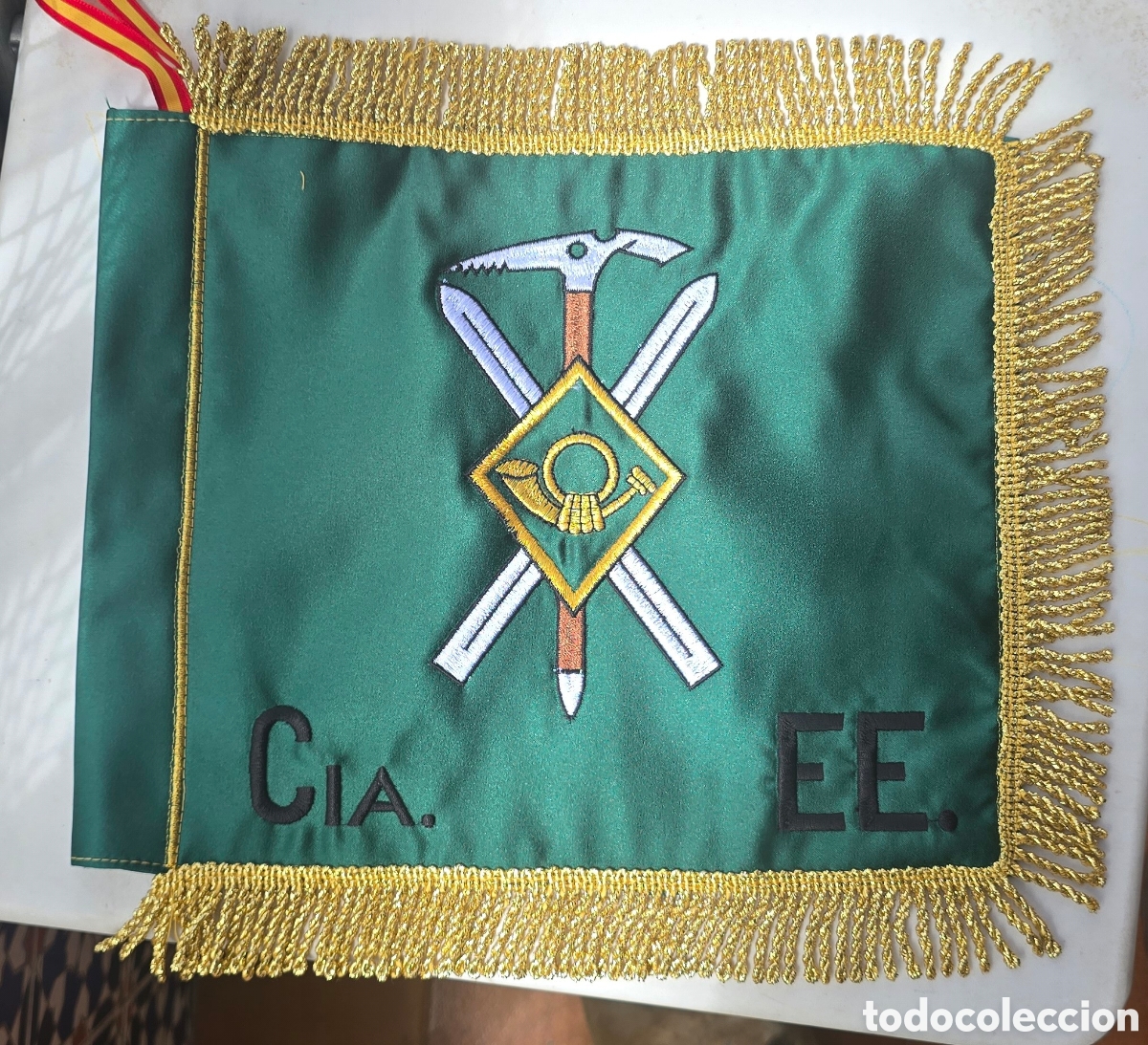 Banderines de colecci&oacute;n: legendaria compa&ntilde;ia de Viella (L&eacute;rida ) legi&oacute;n blanca, esquiadores escaladores