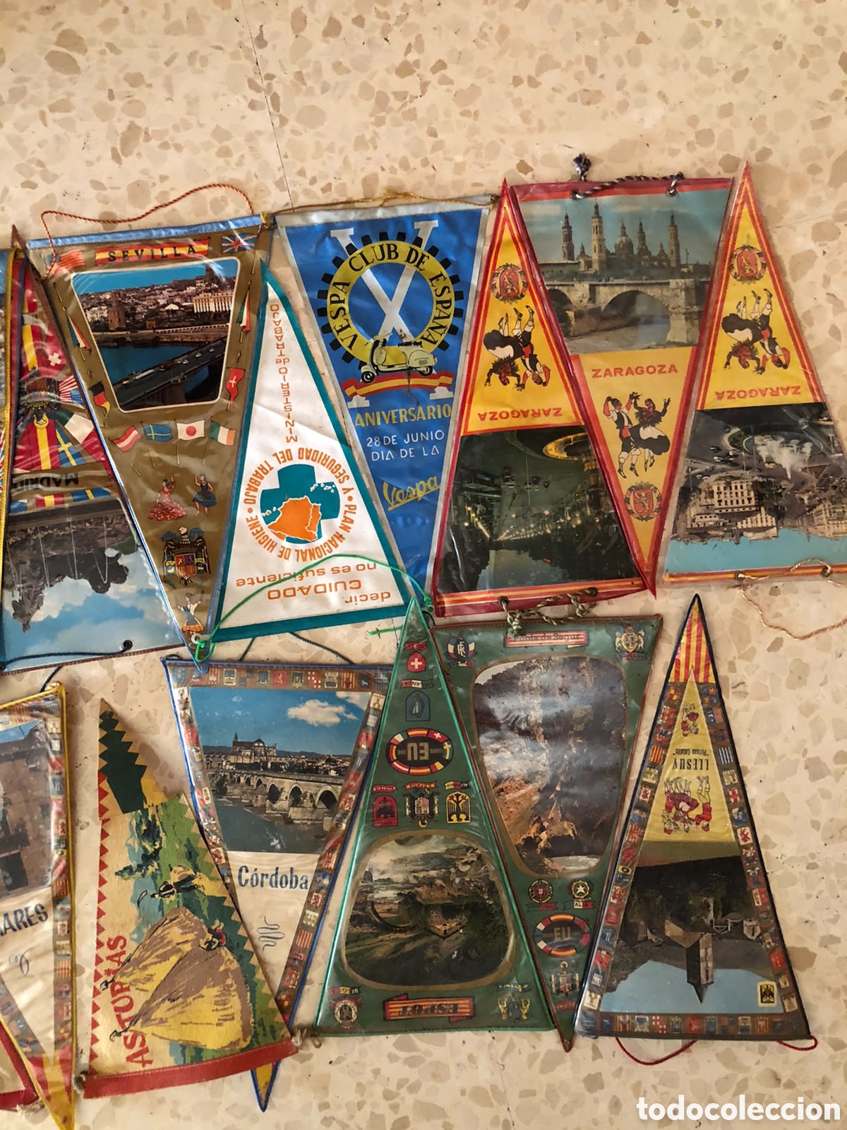 Banderines de colecci&oacute;n: 38 banderines variados - Foto 5