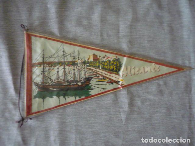 Sammlung von Wimpeln: ALICANTE ANTIGUO BANDERIN