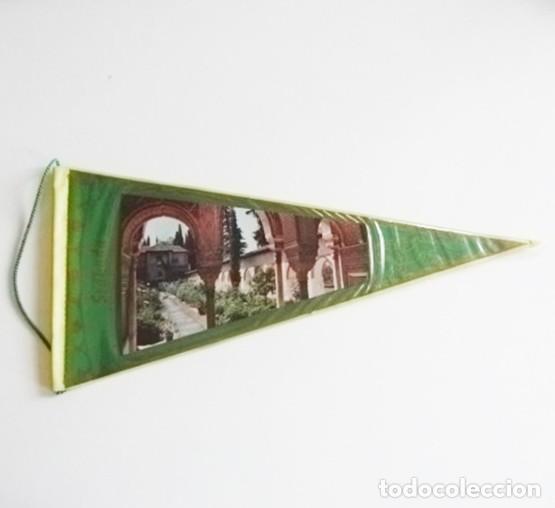 Banderines de colecci&oacute;n: ANTIGUO BANDER&Iacute;N DE GRANADA - FOTO DE LA ALHAMBRA - ANDALUC&Iacute;A ESPA&Ntilde;A - VINTAGE - M&Aacute;S BAND. EN VENTA