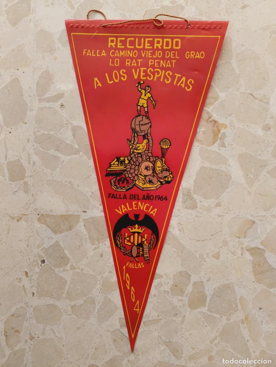 Banderines de colecci&oacute;n: ANTIGUO BANDERIN DE PLASTICO MOTO CLUB VESPA ESPA&Ntilde;A - FALLA RAT PENAT VALENCIA 1964 VESPISTAS - FLAG