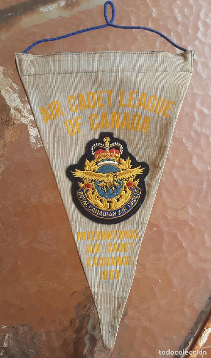 Banderines de colecci&oacute;n: Bander&iacute;n (33 x 21 cms) intercambio cadetes Real Fuerza A&eacute;rea Canad&aacute; y Ej&eacute;rcito Aire a&ntilde;o 1969
