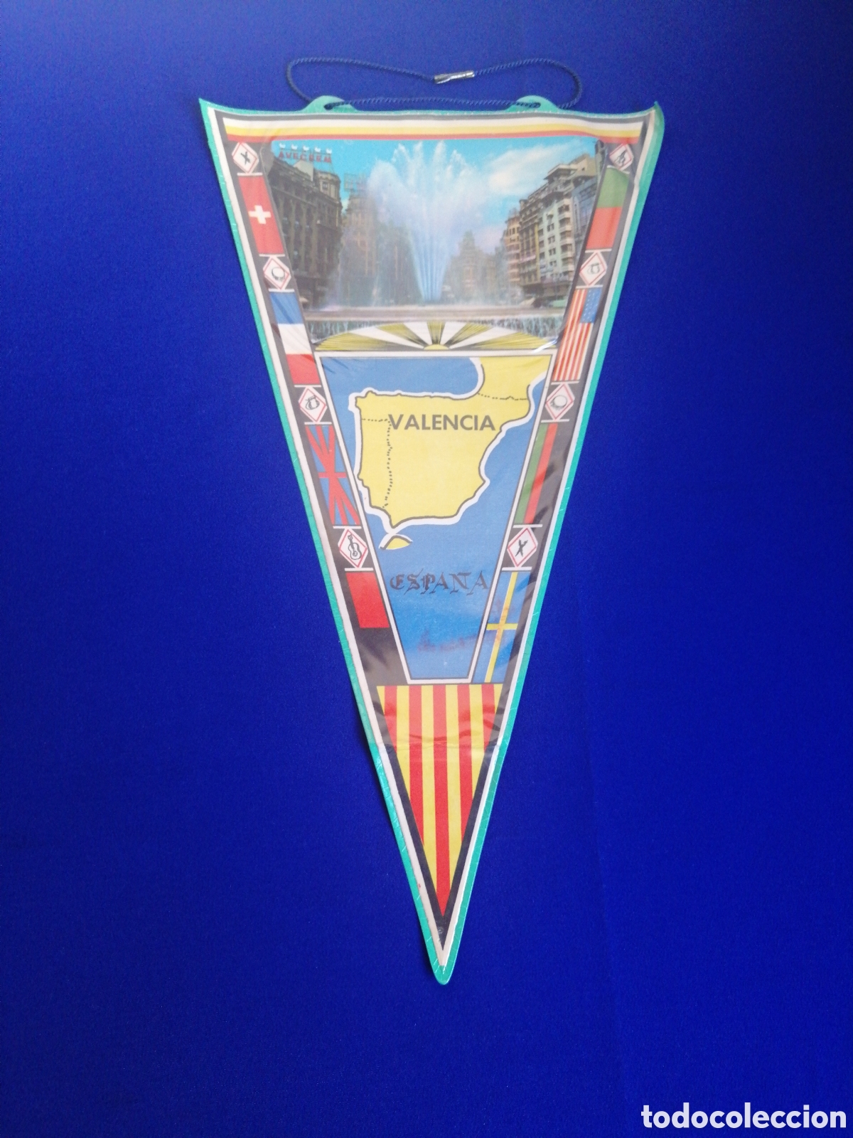 Sammlung von Wimpeln: VALENCIA - ESPA&Ntilde;A BANDERIN ANTIGUO