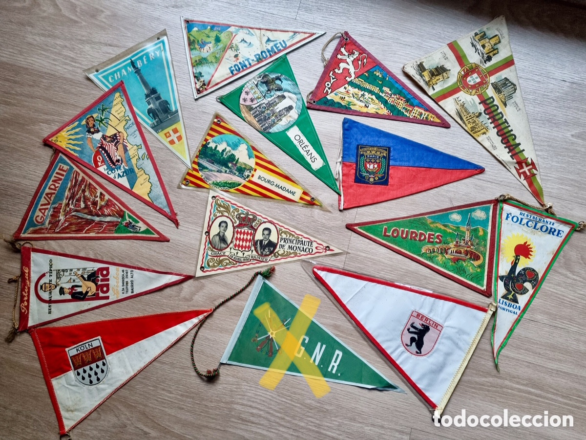 Banderines de colecci&oacute;n: Antiguos banderines del extranjero. A&ntilde;os 60. Algunos reversibles. Vintage.