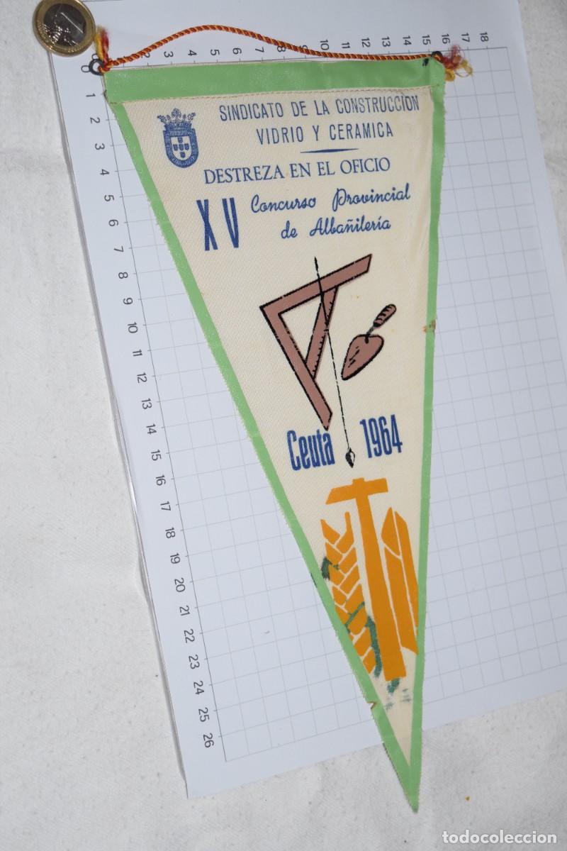 Banderines de colecci&oacute;n: Antiguo BANDER&Iacute;N - CEUTA 1964 / XV Consurso Provincial de Alba&ntilde;iler&iacute;a - &iexcl;Mira fotos y detalles!