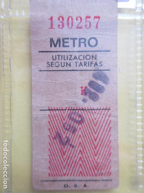 Coleccionismo Billetes de transporte: REFERENCIA REFMM01 METRO MADRID - MODELO OSA LETRA EN ROJO SERIE K EN MEDIO NUMERO GRANDE