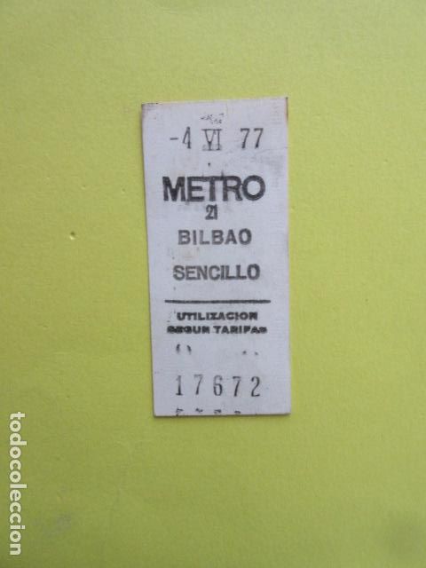 Coleccionismo Billetes de transporte: REFERENCIA REFMM01 - METRO MADRID - MODELO PARADA sencillo COLOR BLANCO - BILBAO 21 - 1977