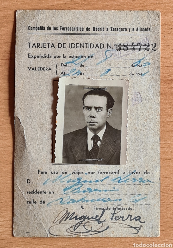 Collectionnisme Billets de transport: Tarjeta de Identidad Compa&ntilde;&iacute;a de los Ferrocarriles de Madrid a Zaragoza y a Alicante MZA - 1940 Tren