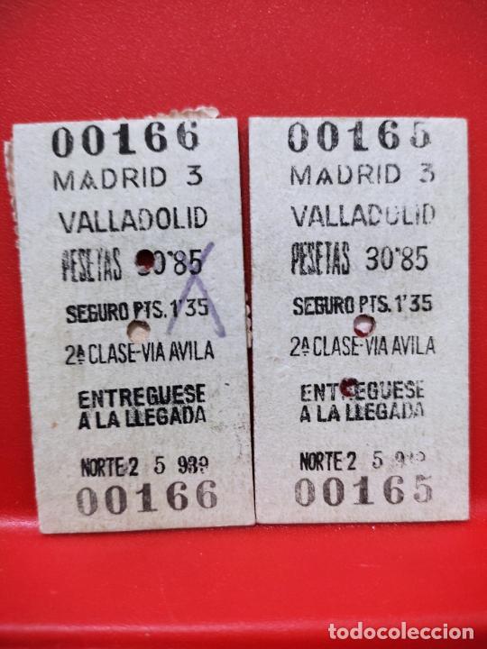 Collectionnisme Billets de transport: TREN BILLETES CONSECUTIVOS MADRID VALLADOLID 2&ordf; CLASE VIA AVILA 00165 00166 DORSO SELLO FALANGE