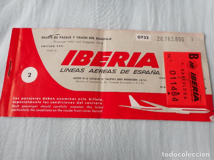 Coleccionismo Billetes de transporte: ANTIGUO BILLETE IBERIA LINEAS AEREAS ESPA&Ntilde;A BARCELONA MALAGA 1971