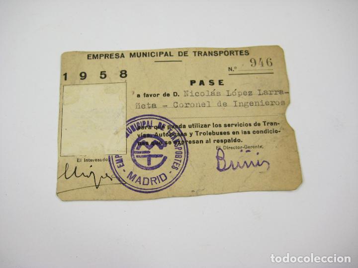 Collectionnisme Billets de transport: CARNET O PASE DE LA EMT DEL A&Ntilde;O 1958. CORONEL NICOL&Aacute;S L&Oacute;PEZ LARRA&Ntilde;ETA