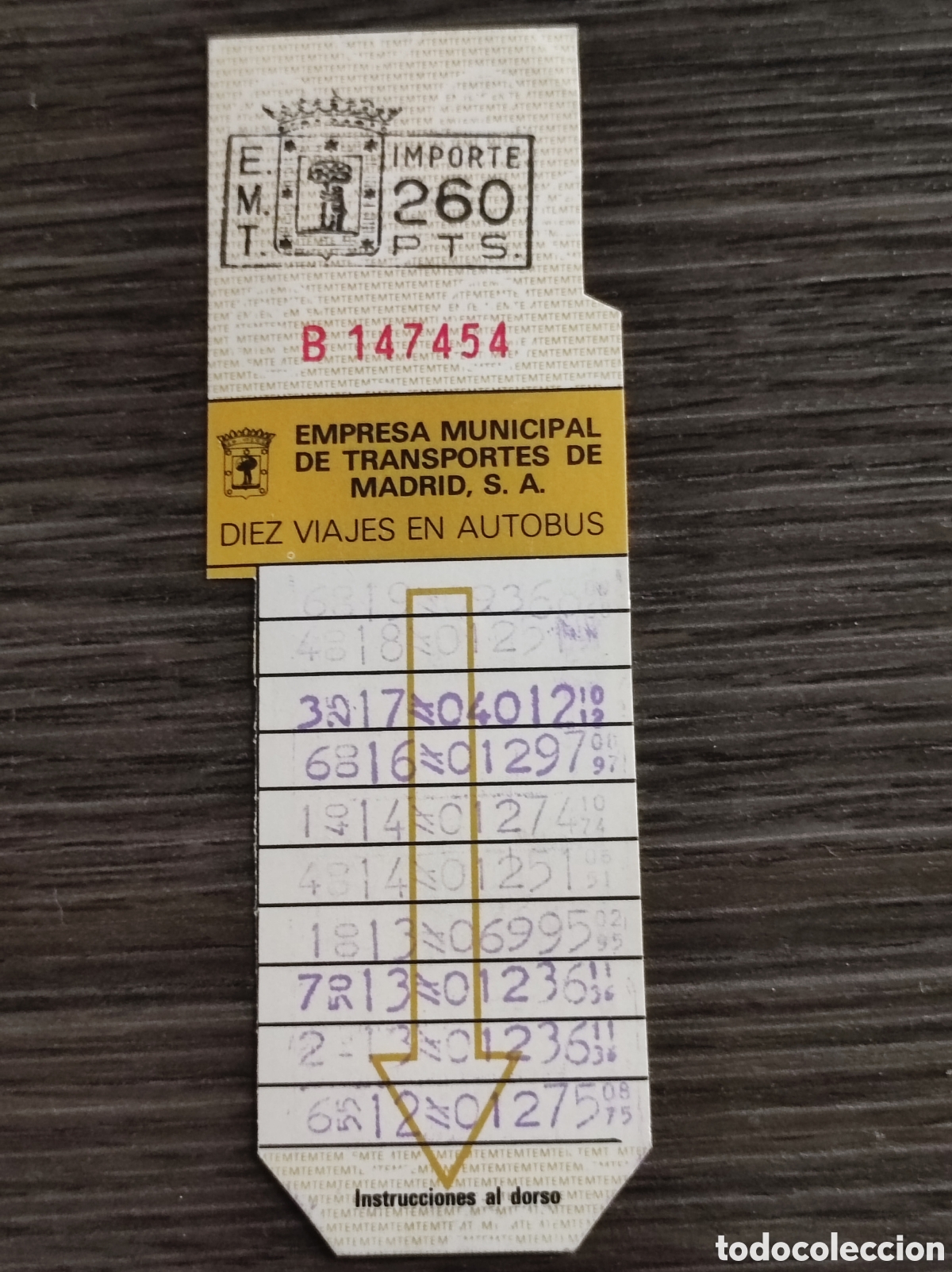 Collectables Transport Tickets: Bono Bus Madrid empresa municipal de transporte color mostaza 260 pesetas