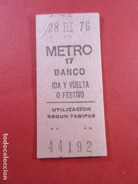 Collectables Transport Tickets: METRO DE MADRID - REF: REFMM01 - ROSA IDA Y VUELTA ESTACION BANCO 17