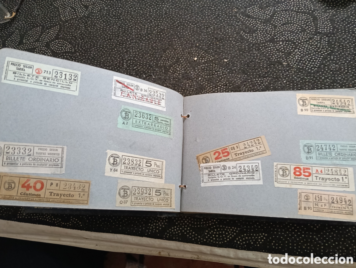 Coleccionismo Billetes de transporte: Album con m&aacute;s de 400 billetes de tren y autob&uacute;s, est&aacute;n pegados, se despegan con agua caliente
