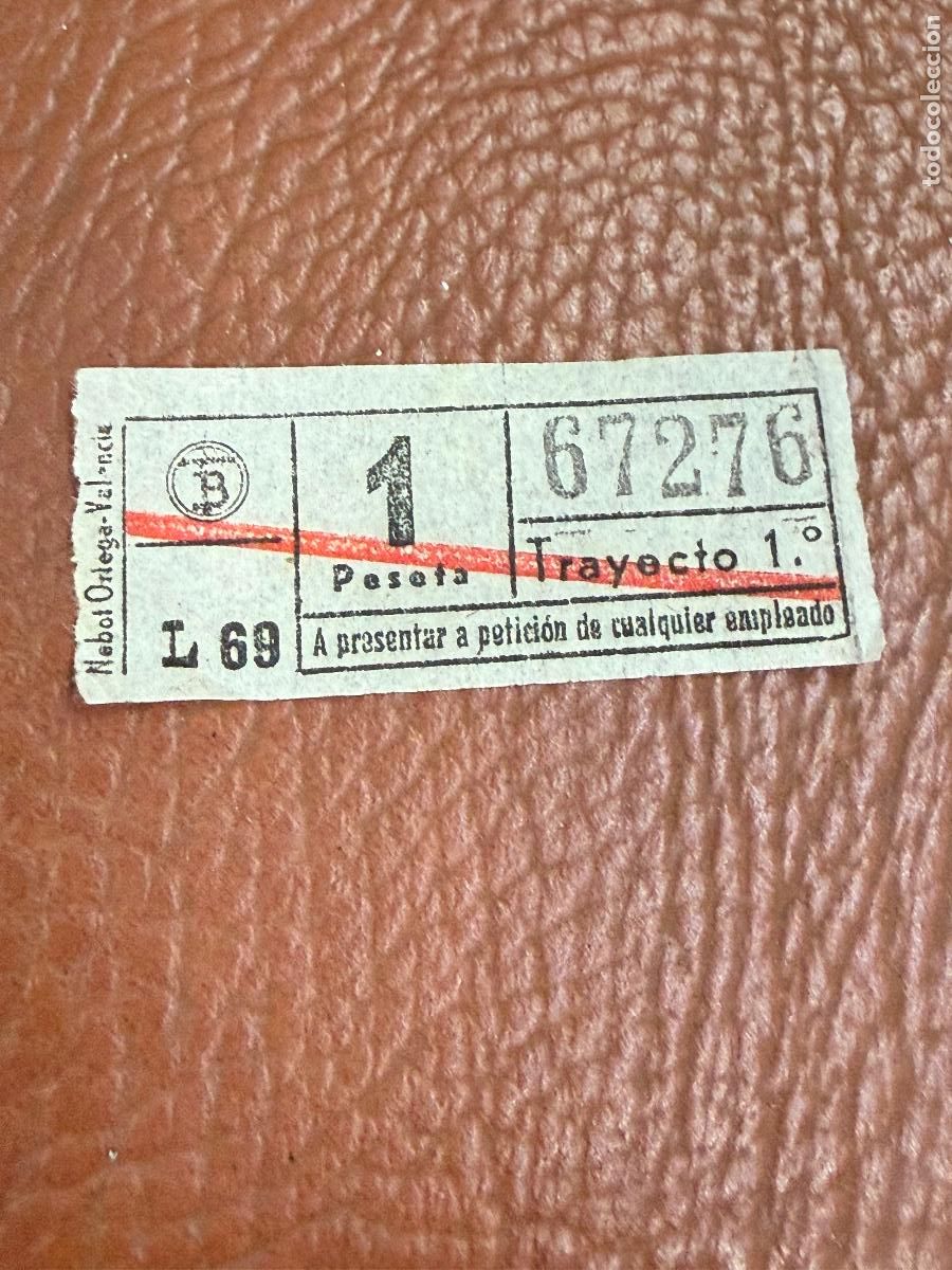 Coleccionismo Billetes de transporte: . Antiguo billete de tren, tranvia, metro, autobus u otros, en papel fino