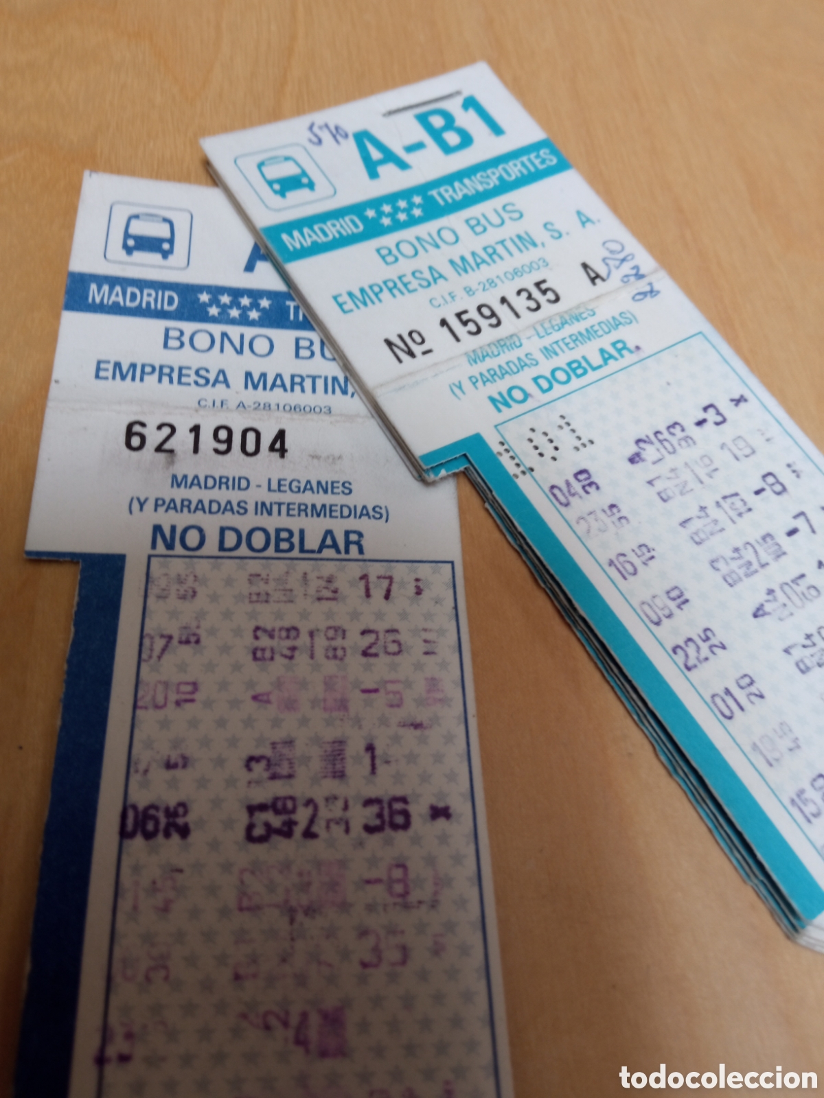 Colecionismos Bilhetes de Transporte: Lote de 5 Bono bus A - B1 tarjeta resistiva. Empresa Mart&iacute;n, S.A. Madrid