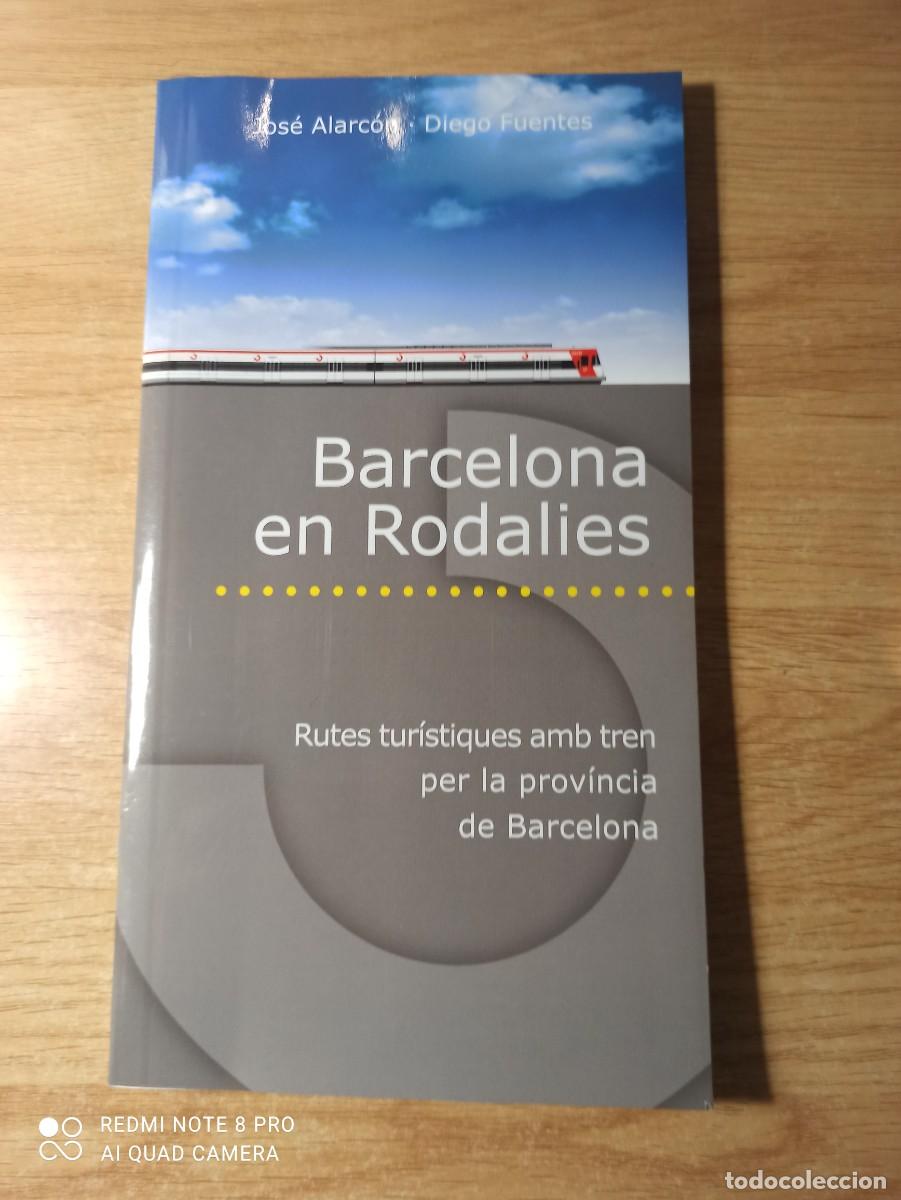 Coleccionismo billetes de transporte: Libro Barcelona en Rodalies. A&ntilde;o 2000