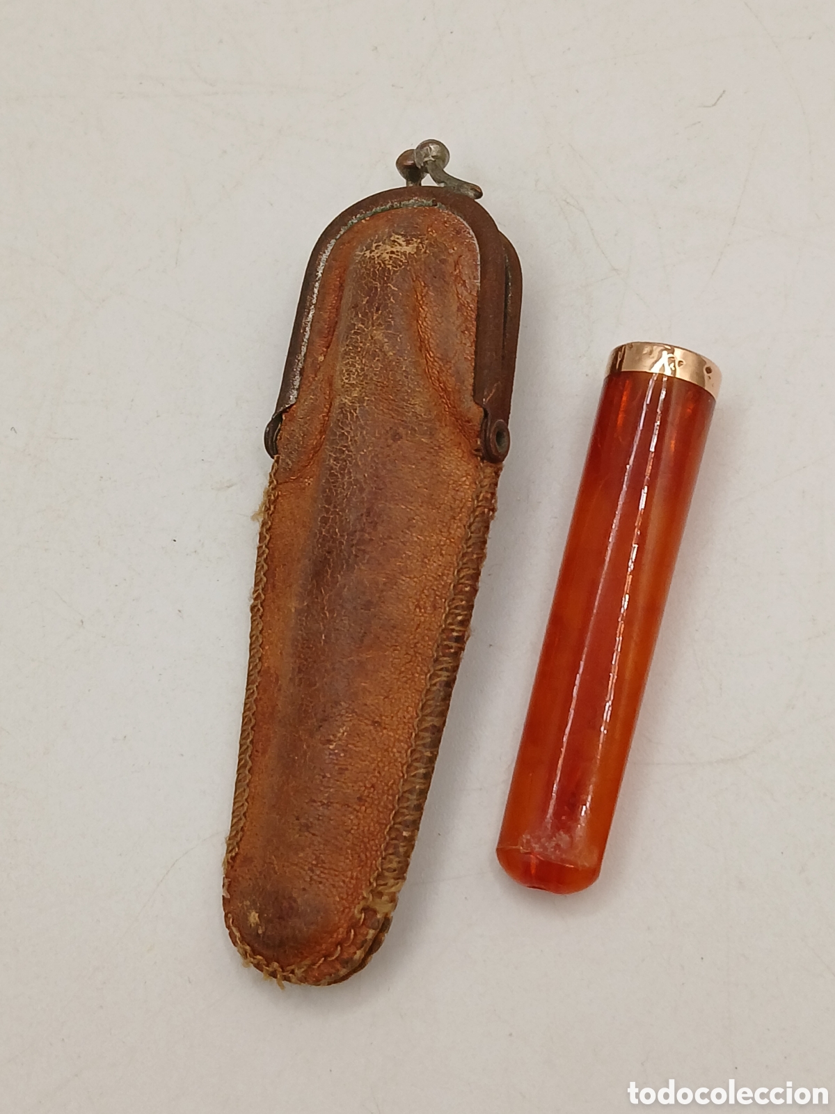 Boquillas de colecci&oacute;n: Antigua boquilla &aacute;mbar y oro 18quilates. Estuche cuero forrado seda