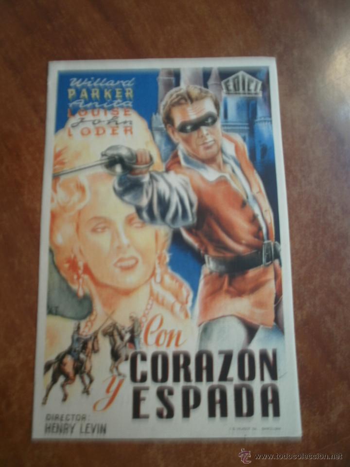 Coleccionismo de carteles: FOLLETO DE MANO PROGRAMA PROSPECTO DE CINE PELICULA , CON CORAZON Y ESPADA - Foto 1