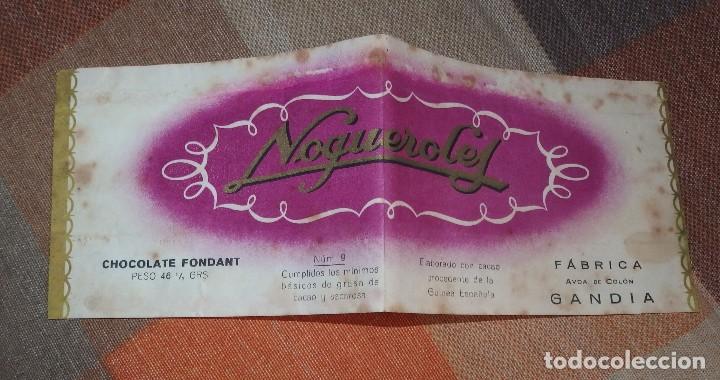 Coleccionismo de carteles: ETIQUETA DE CHOCOLATE NOGUEROLES,BLANCA Y FUCSIA,A&Ntilde;OS 40 &Oacute; 50