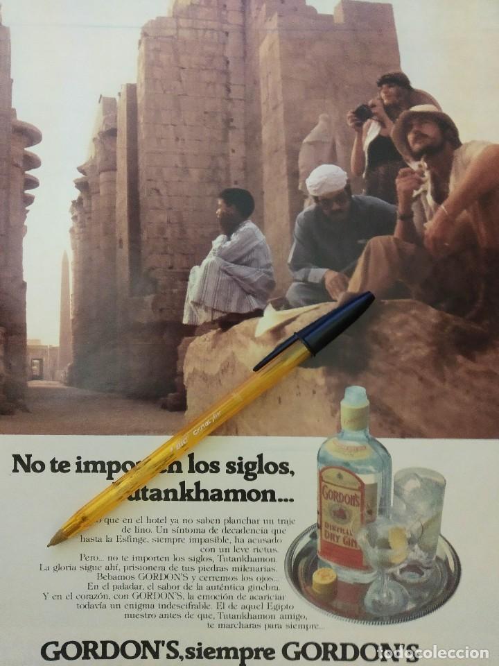 Coleccionismo de carteles: GINEBRA GORDONS, NO TE IMPORTEN LOS SIGLOS TUTANKHAMON. PUBLICIDAD.
