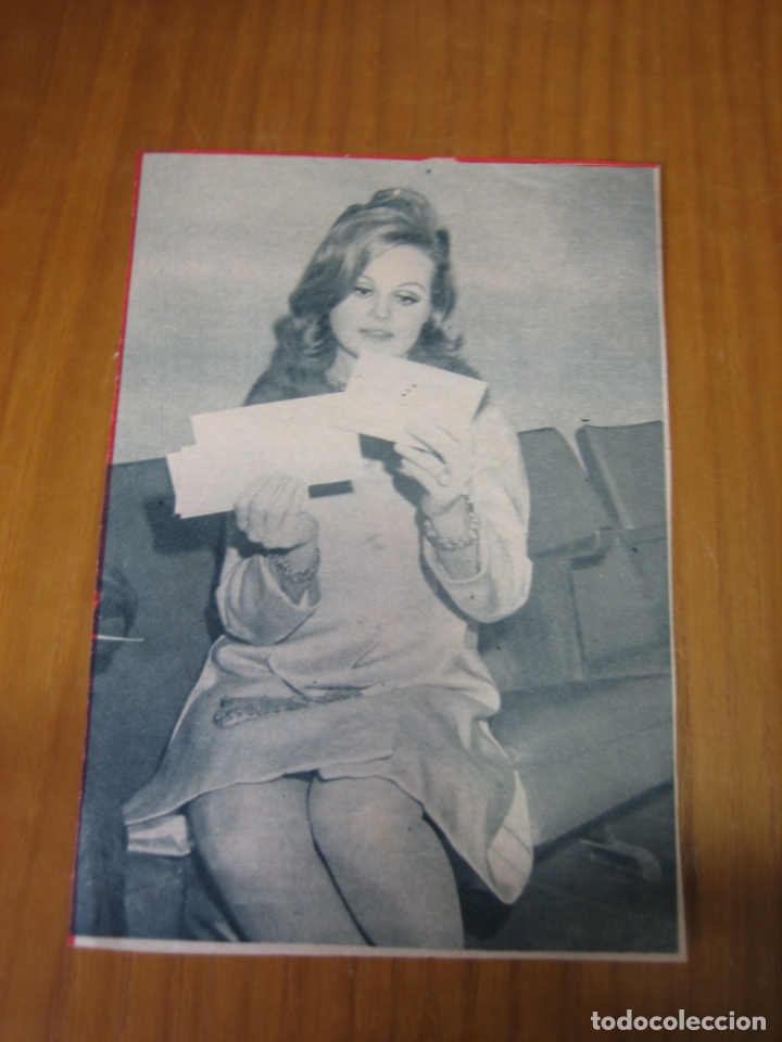 Coleccionismo de carteles: Recorte de prensa o revista . Roc&iacute;o D&uacute;rcal
