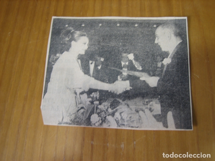 Coleccionismo de carteles: Recorte de prensa o revista . Roc&iacute;o D&uacute;rcal