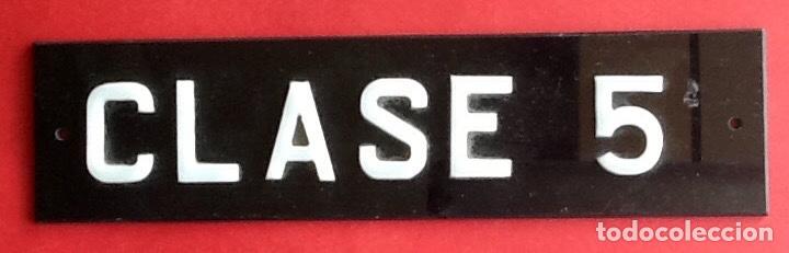 Sammeln von Plakaten: LETRERO-CARTELITO. DE UN COLEGIO A&Ntilde;OS 60 - CLASE -ENVIO INCLUIDO.