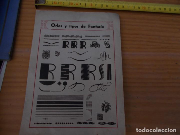 Coleccionismo de carteles: ANTIGUO CARTEL DE MUESTRAS, ORLAS Y TIPOS DE FANTASIA