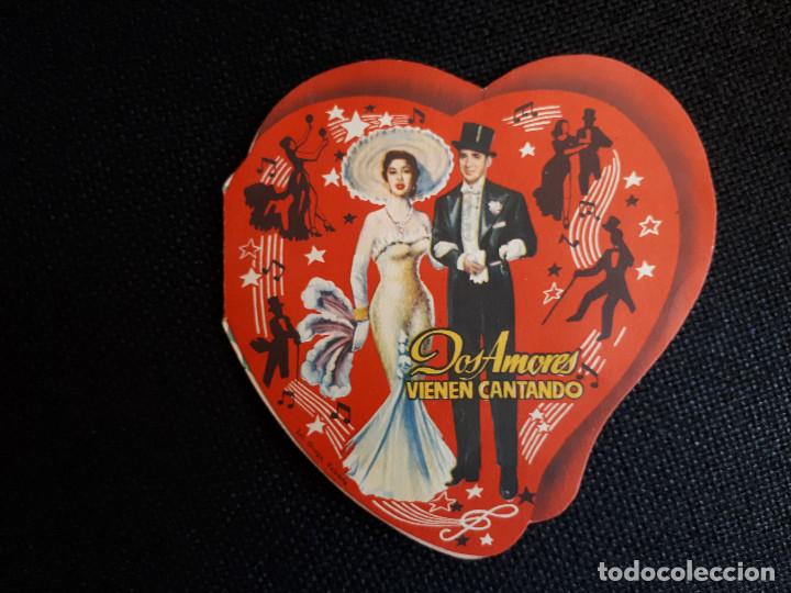 Coleccionismo de carteles: Programa troquelado de revista. Dos amores viene cantando. Carmen Morell Pepe Blanco. Teatro Alc&aacute;zar