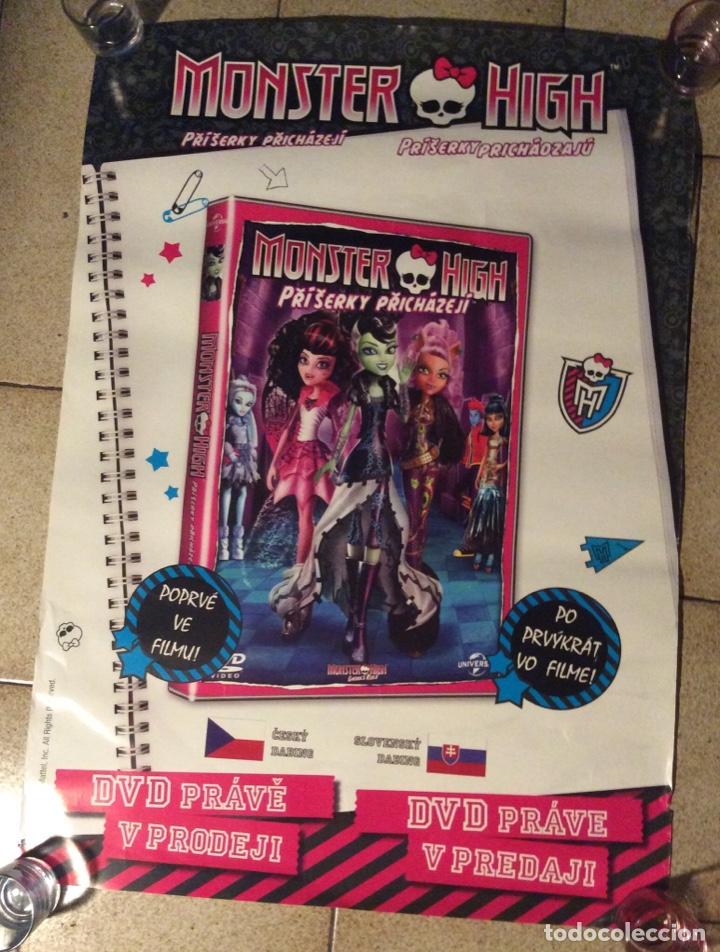 Coleccionismo de carteles: POSTER PROMOCIONAL DE LA PEL&Iacute;CULA MONSTER HIGH EN LA REP&Uacute;BLICA CHECA. 2011-12