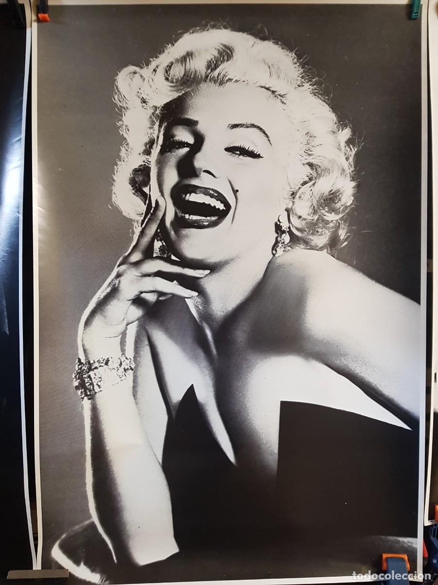 Coleccionismo de carteles: POSTER MARILYN MONROE (RIENDO) 46CMX69CM