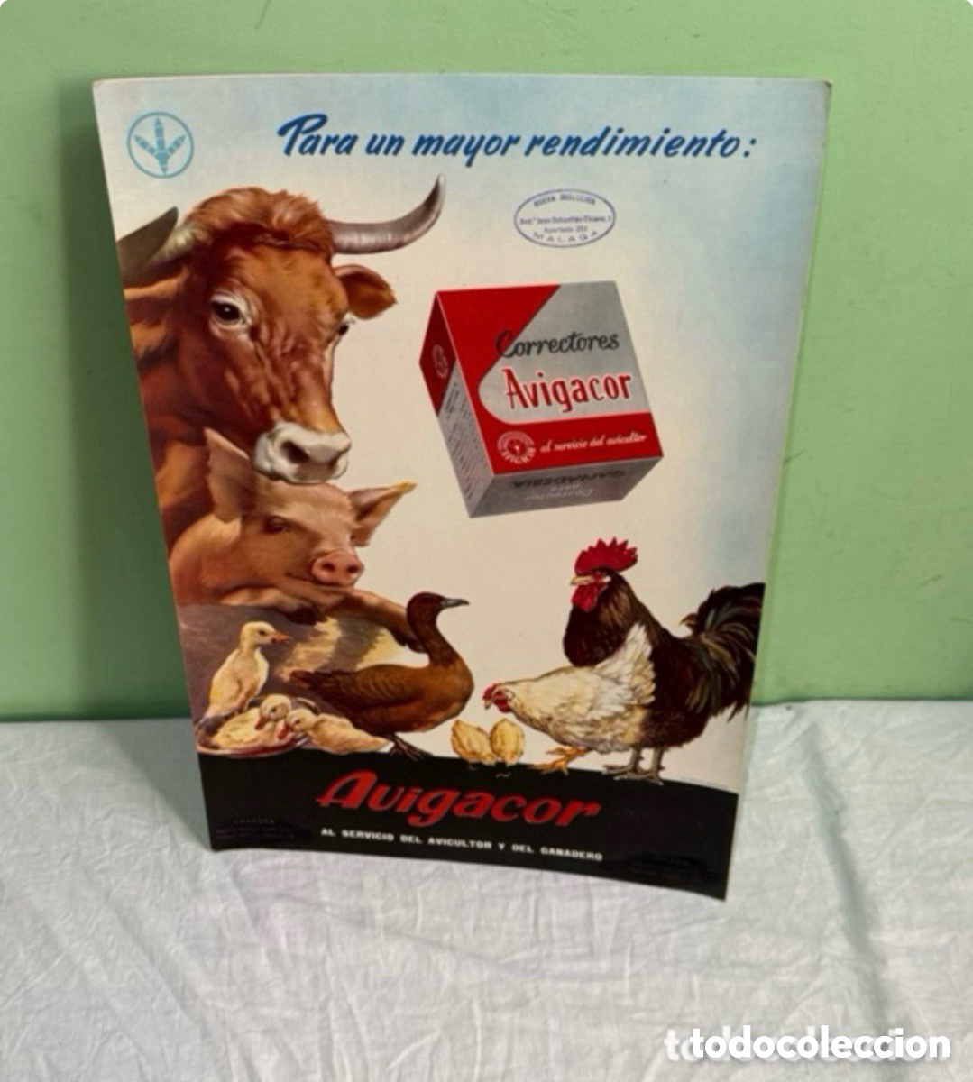 Collectionnisme d'affiches: Antiguo cartel publicitario de &rdquo;Avigacor&rdquo;, una marca de correctores para la alimentaci&oacute;n animal.