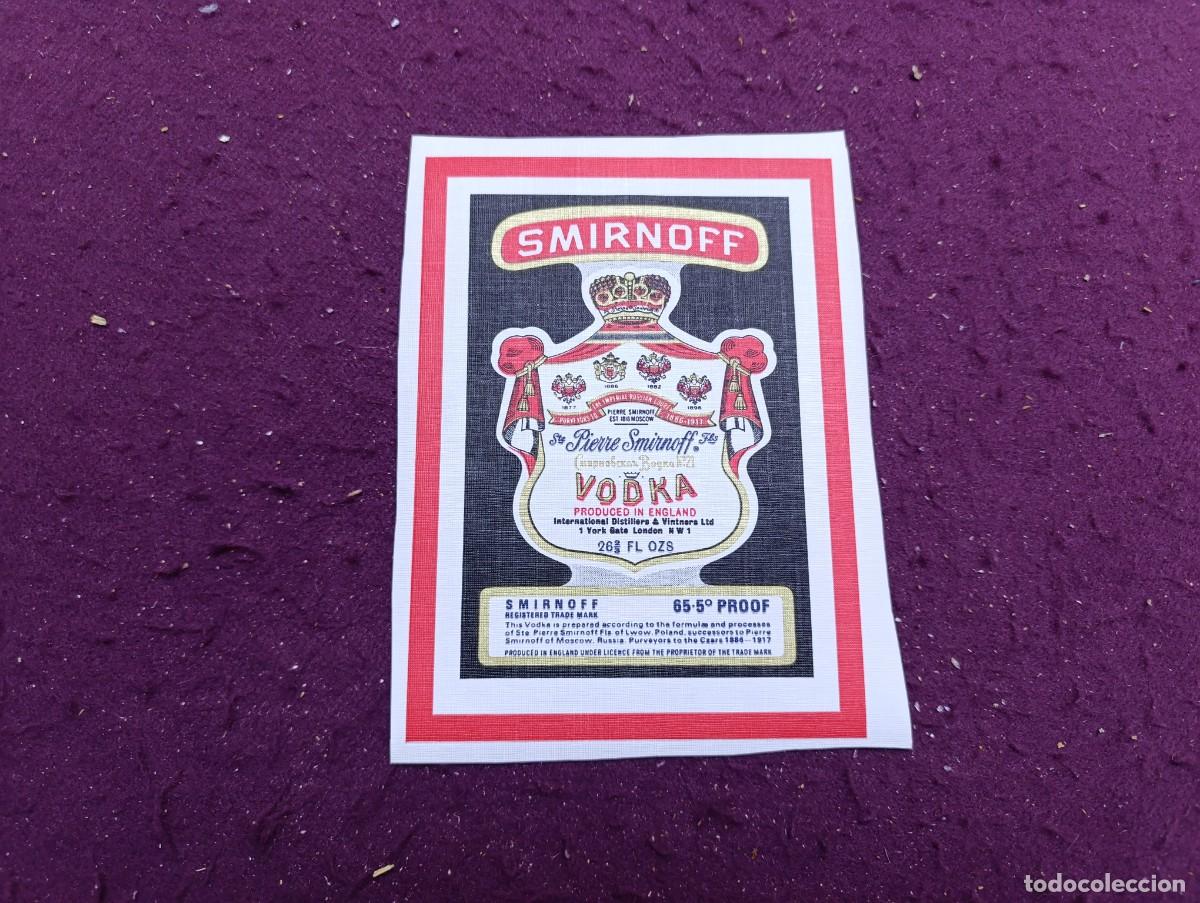 Coleccionismo de carteles: Curiosa Publicidad de Bebida, Smirnoff, en papel rugoso a identificar.