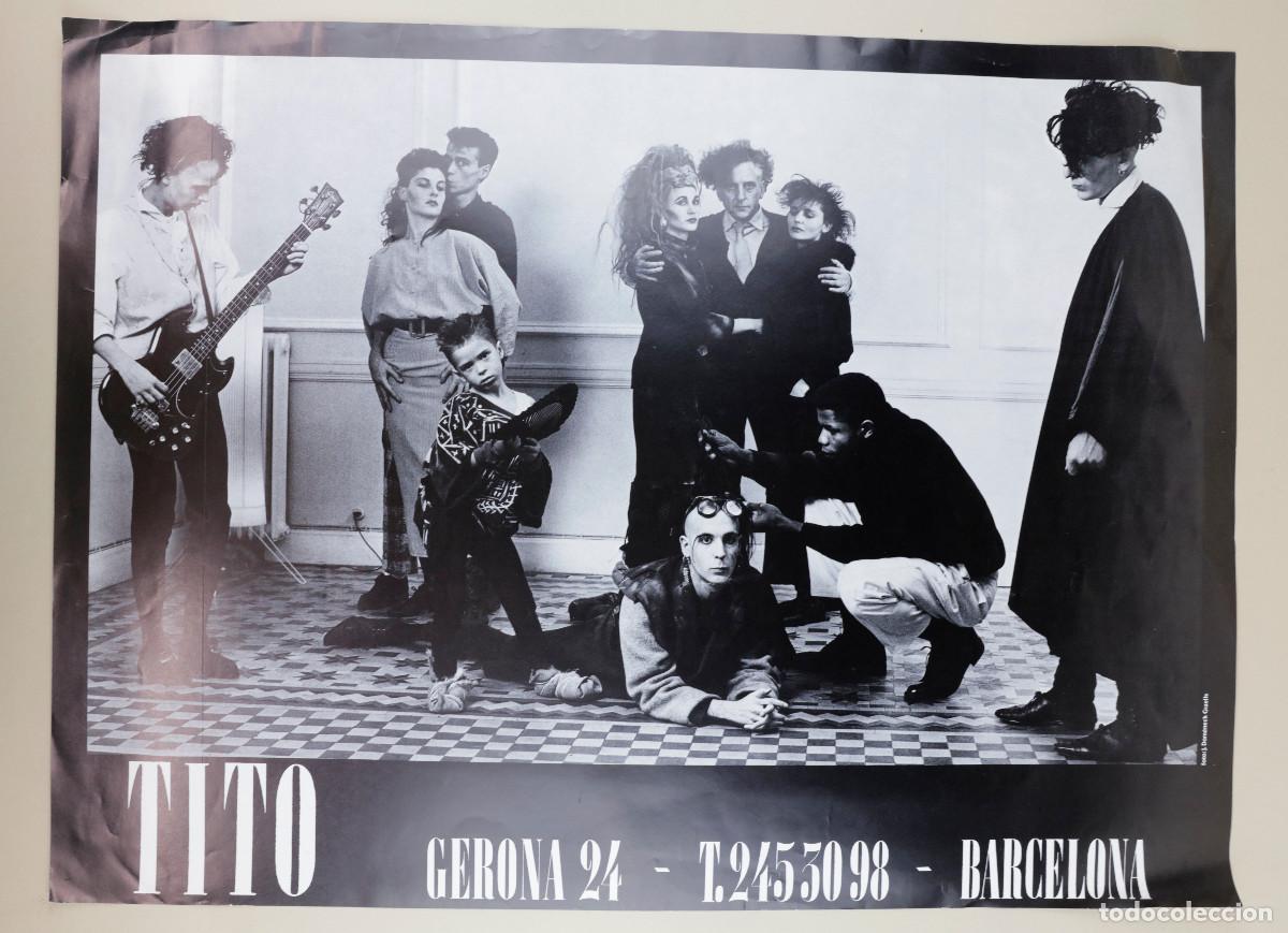 Collectionnisme d'affiches: CARTEL PELUQUER&Iacute;A TITO, BARCELONA, CONTRACULTURA, FOTO: DOMENECH GRAELLS 48X65CM.