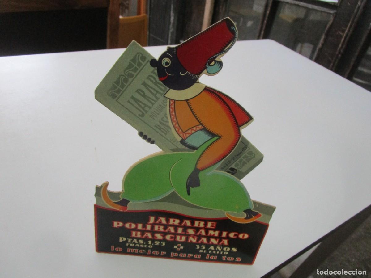 Coleccionismo de carteles: DISPLAY SOBREMESA - JARABE POLIBALSAMICO BASCU&Ntilde;ANA EL MEJOR PARA LA TOS 1923 15X21,5CM CARTON RIGIDO