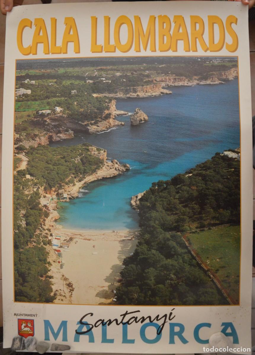 Coleccionismo de carteles: CARTEL MALLORCA ISLAS BALEARES ILLES BALEARS SANTANY&Iacute; CALA LLOMBARDS MAR ARENA FOTO